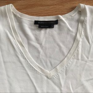 BCBG MAXAZRIA IVORY TOP